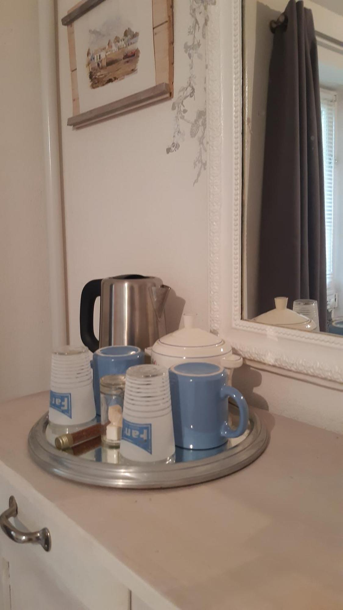 Le Buisson De La Gariole Bed & Breakfast Aubigny-sur-Nere Exterior photo