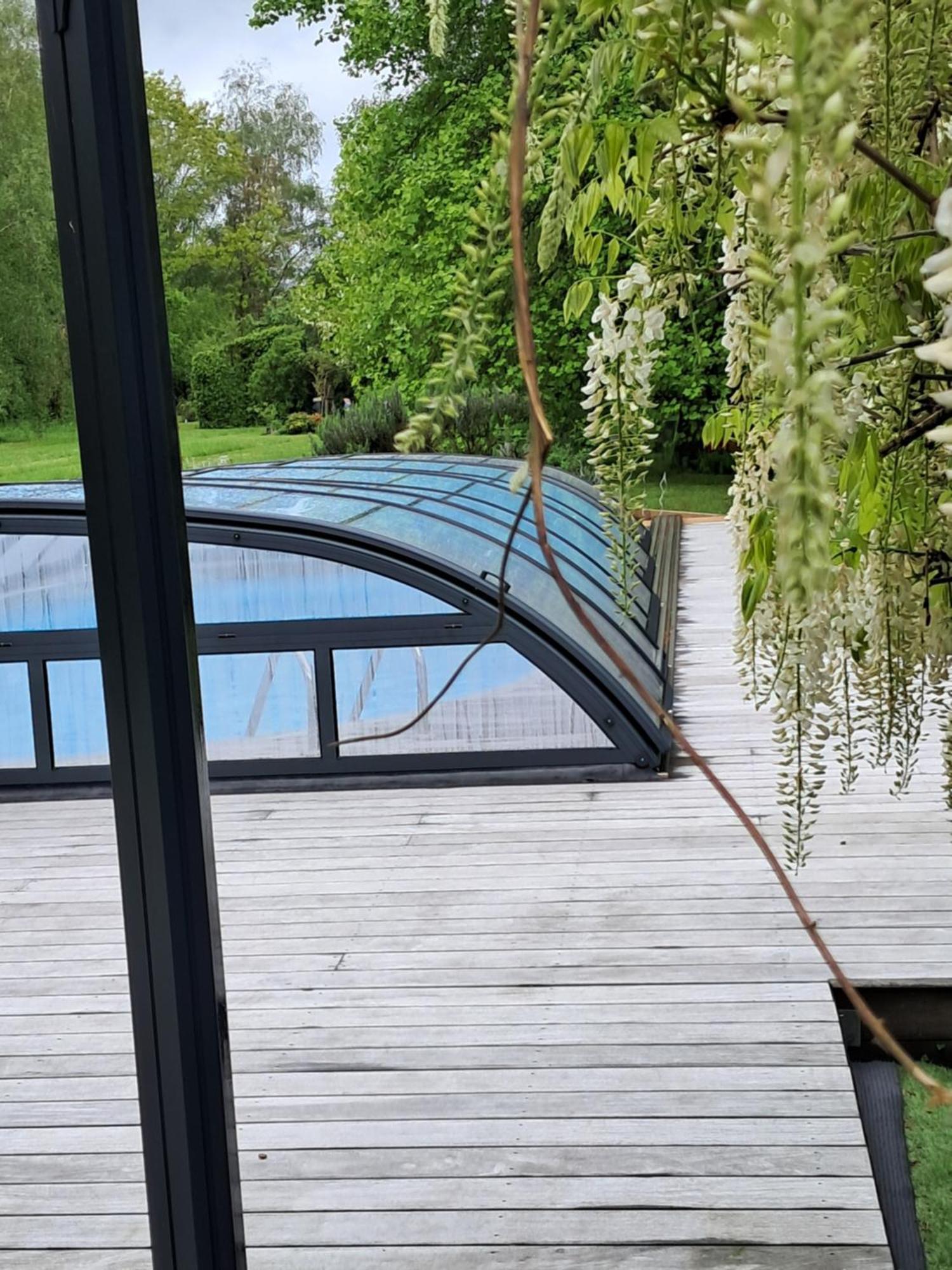 Le Buisson De La Gariole Bed & Breakfast Aubigny-sur-Nere Exterior photo