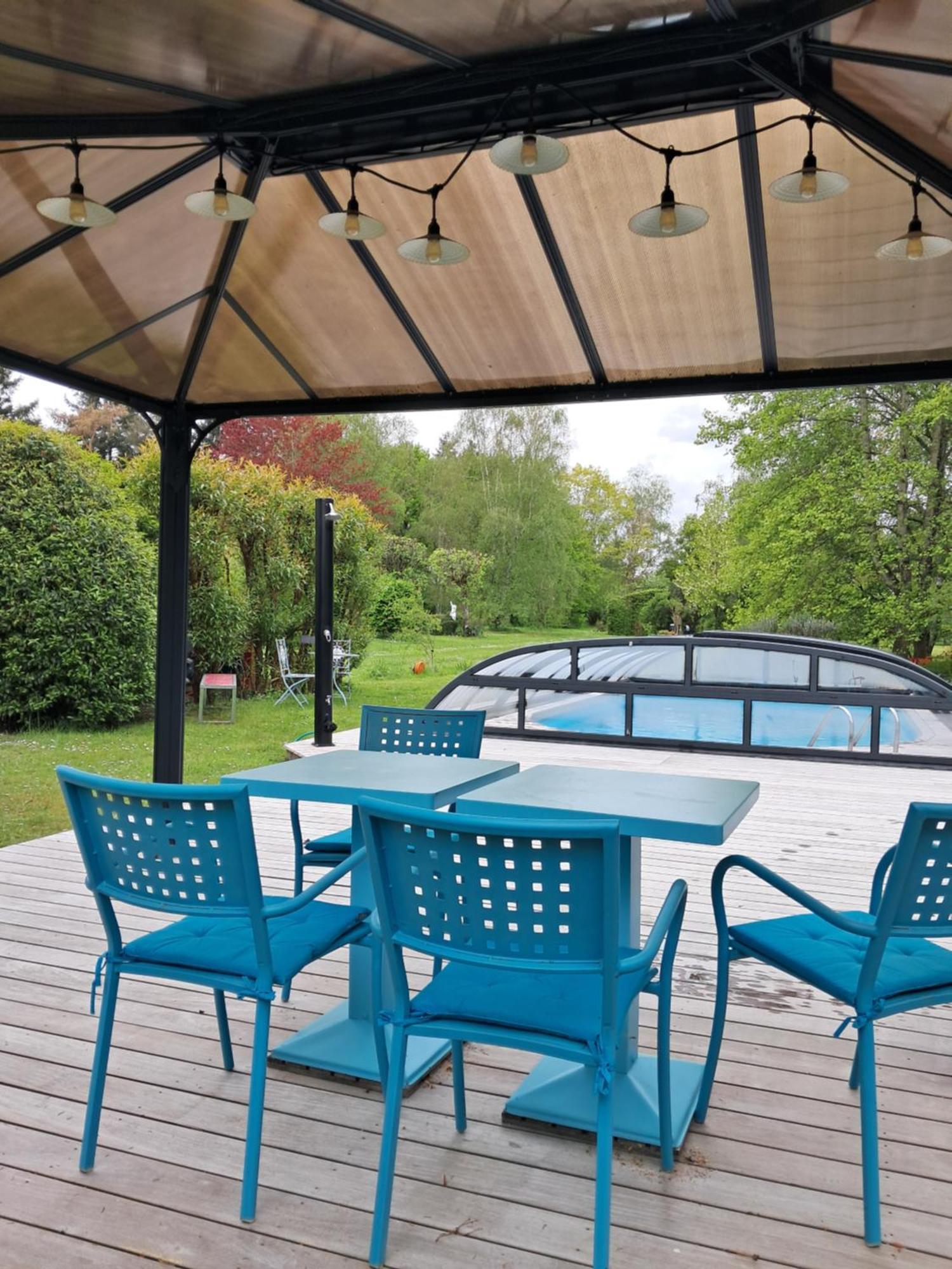Le Buisson De La Gariole Bed & Breakfast Aubigny-sur-Nere Exterior photo